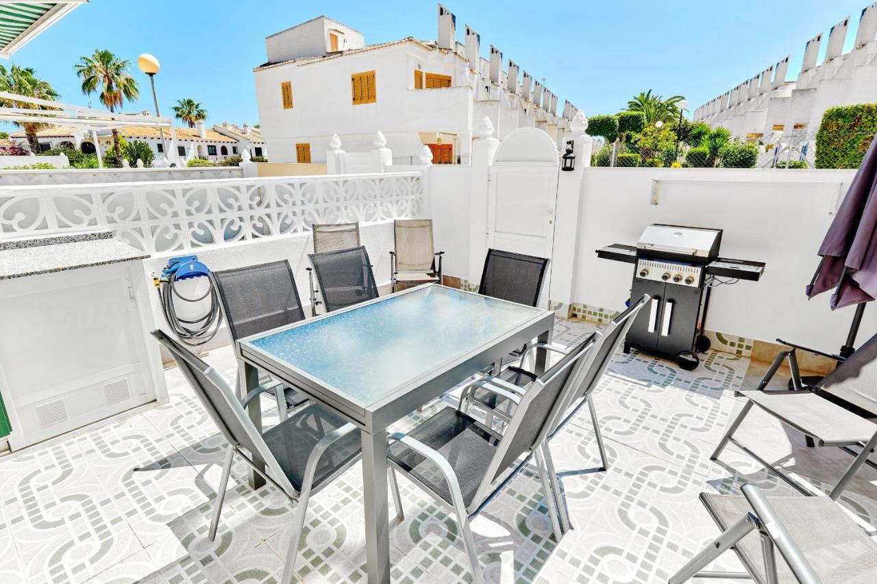 Espanhouse Sonia In La Zenia Playas De Orihuela Exteriér fotografie
